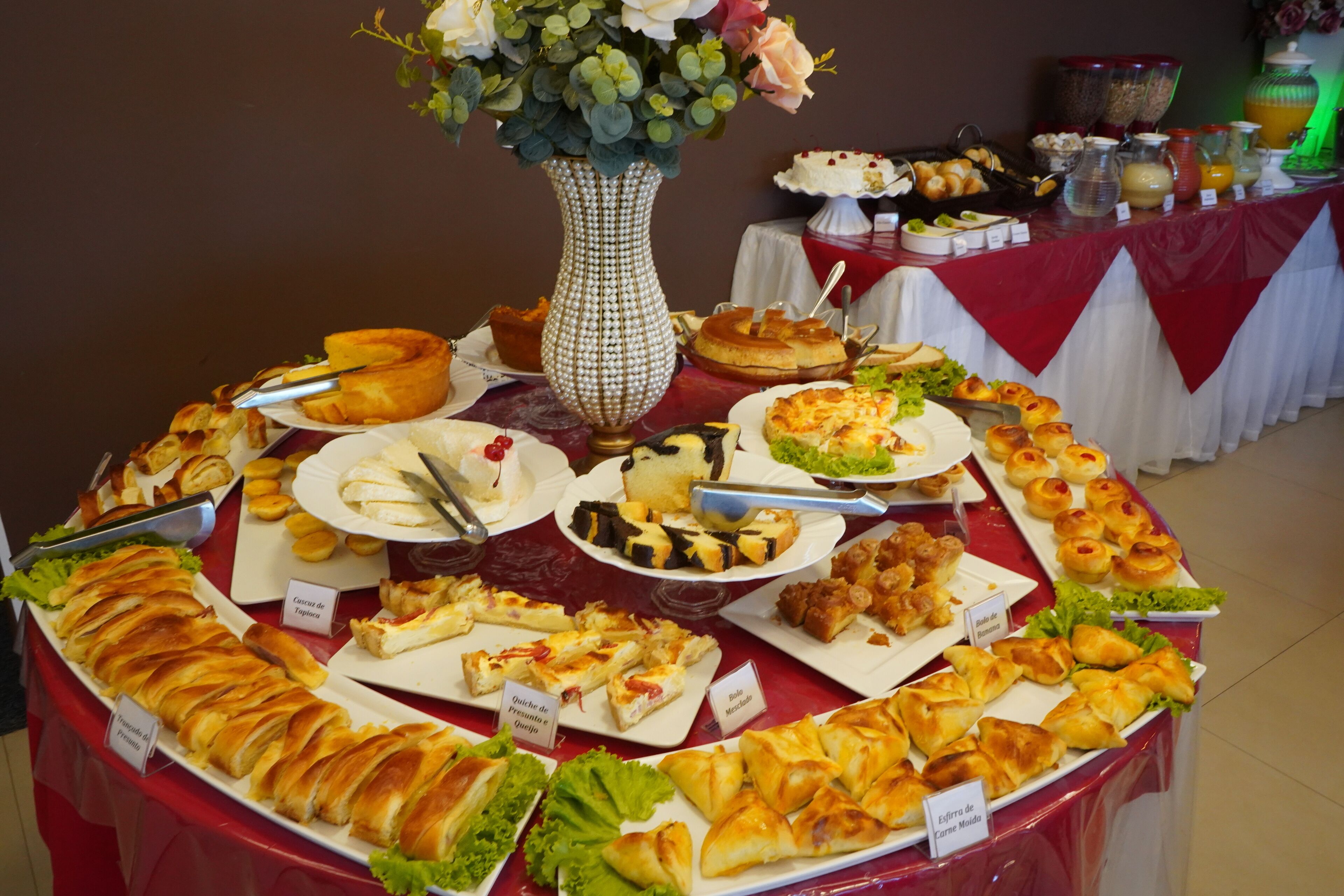 free daily self-service breakfast