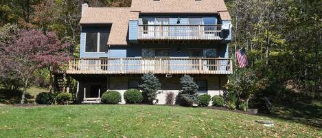 المنشأة من الخارج