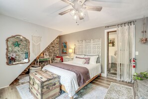 1 habitación, escritorio, internet y ropa de cama 