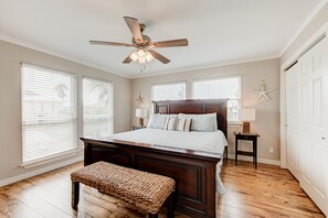 5 Schlafzimmer, Bügeleisen/Bügelbrett, kostenloses WLAN, Bettwäsche