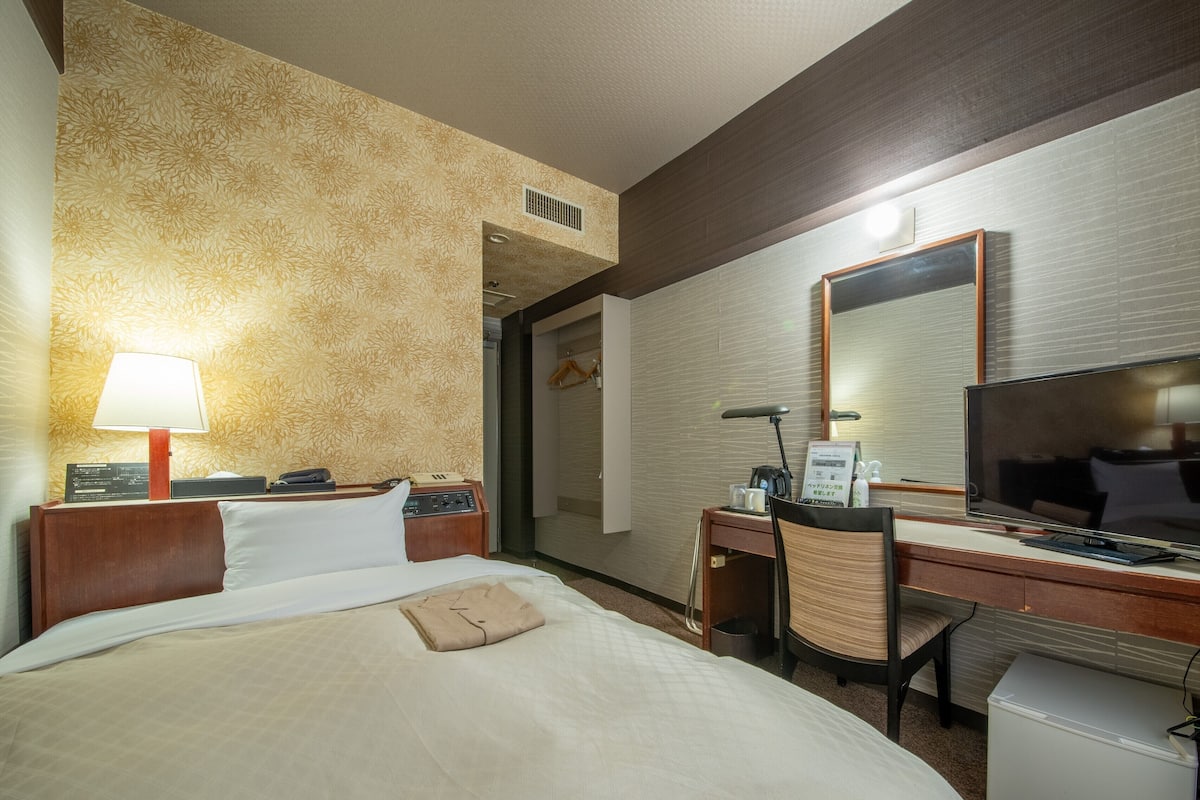 Business Room | 1 bedroom, free WiFi