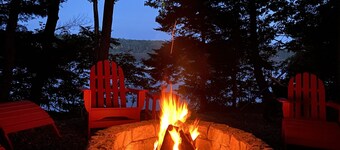 Peacefull house on the water