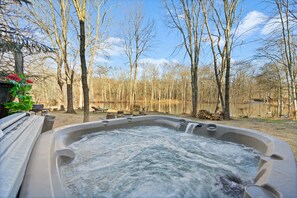 Bain à remous extérieur