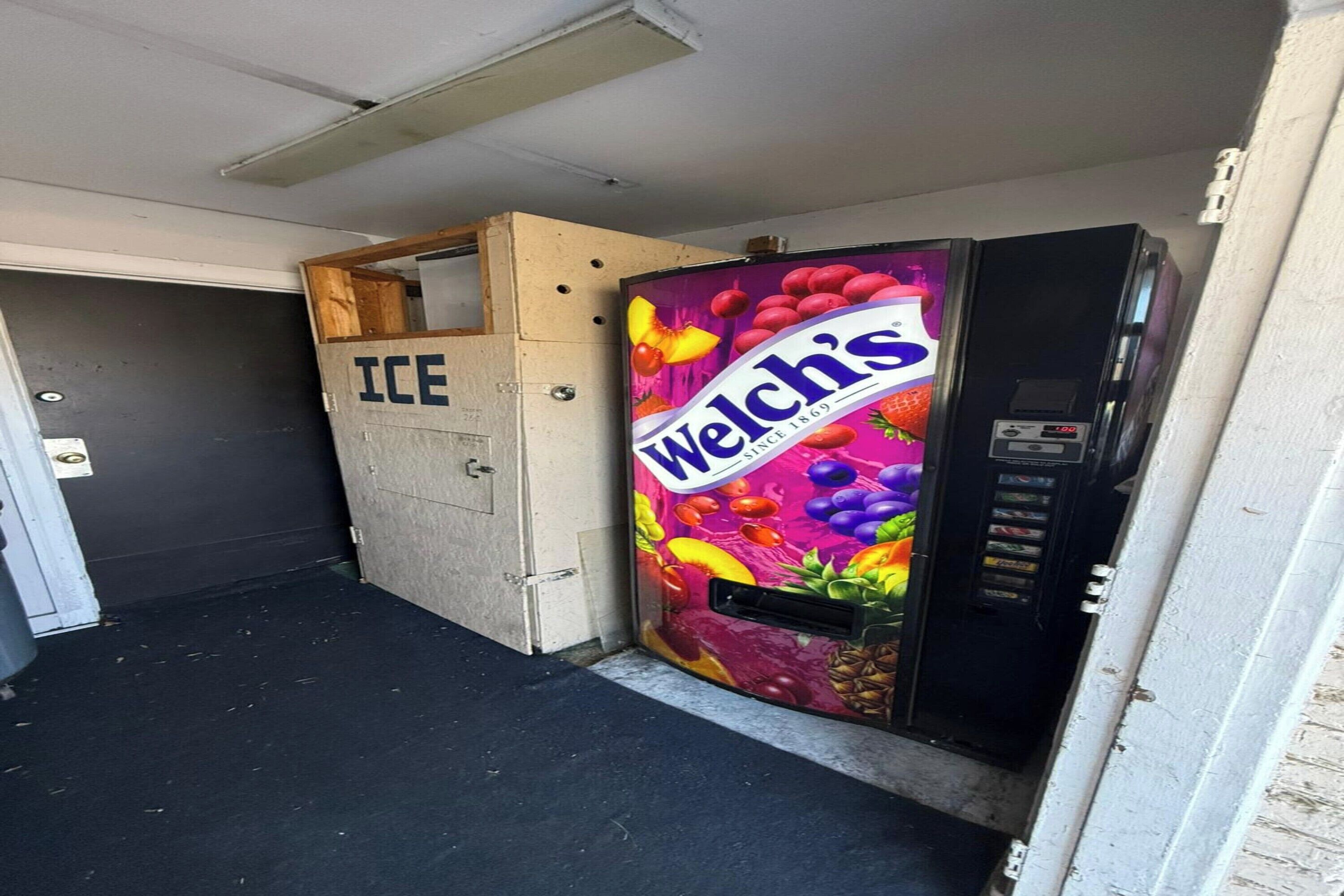 Vending machine