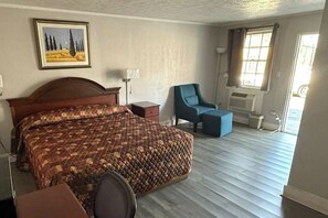 Iron/ironing board, free WiFi, bed sheets