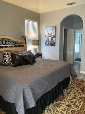 4 camere, ferro/asse da stiro, Wi-Fi gratuito, lenzuola