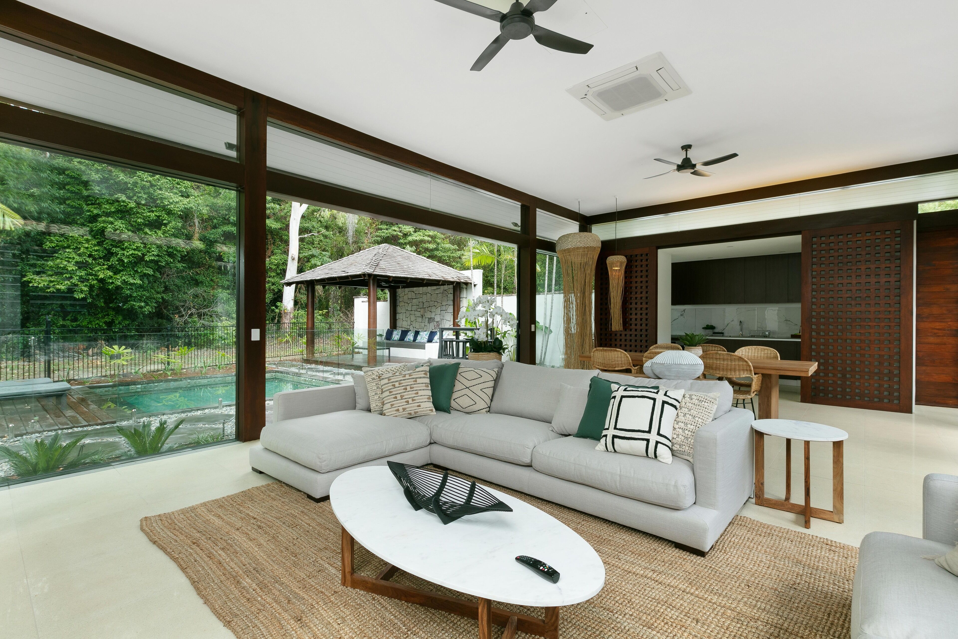 ESPRIT 9 LUXURY RETREAT