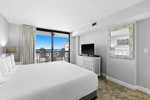 Iron/ironing board, WiFi, bed sheets - SunDestin Resort Unit 0914 (Destin)