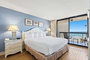 1 soverom, skrivebord, strykejern/-brett og wi-fi