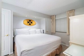 1 bedroom, desk, iron/ironing board, WiFi