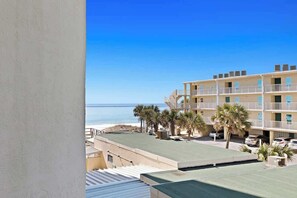 Property grounds - SunDestin 1BR Gulf-View Condo With Relaxed Coastal Charm - Unit 0315 (Destin)