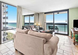 TV, DVD player, offices - SunDestin Resort Unit 1001 (Destin)