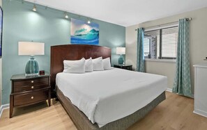 1 bedroom, iron/ironing board, WiFi, bed sheets - SunDestin Resort Unit 0608 (Destin)