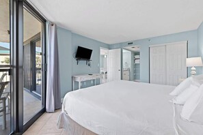 2 soverom, skrivebord, strykejern/-brett og wi-fi