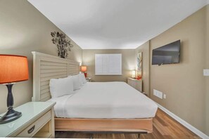 1 chambre, bureau, fer et planche à repasser, Wi-Fi