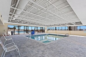 Sisäuima-allas, lämmitetty uima-allas