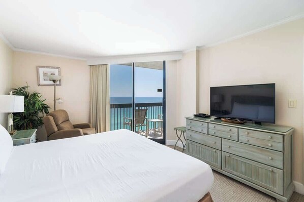 2 bedrooms, desk, iron/ironing board, free WiFi - SunDestin Resort Unit 1812 (Destin)