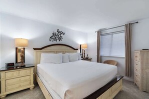 1 bedroom, desk, iron/ironing board, WiFi