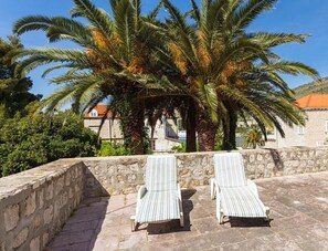 Appartement (Two-Bedroom Apartment with Terrace) | Terrasse/Patio