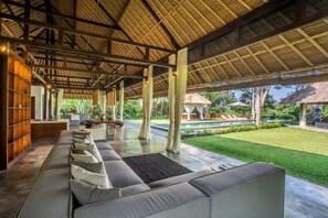 Pool - Luxury Jungle Villa, 3 BR, Ubud With Staff (Ubud)