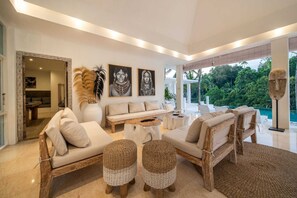 Villa, 4 Bedrooms, Smoking, Private Pool | Living room