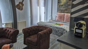 Unclassified image, 5 of 250, button - T-homes Cuenca (Madrid)