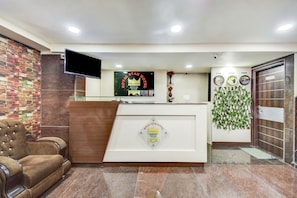 Reception - HOTEL ROYAL STAR (Bengaluru)