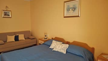 2 bedrooms