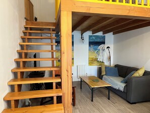 TV - Maisonette Avec Jardin En Centre Ville (Crozon)