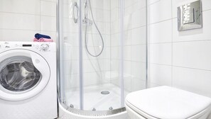 Regadera, regadera tipo lluvia, secadora de cabello, jabón