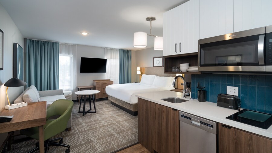 Staybridge Suites Louisville Expo Center by IHG