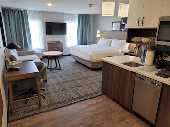 Staybridge Suites Louisville Expo Center by IHG