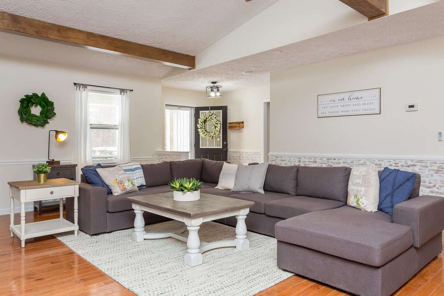 Smart TV, fireplace, video games