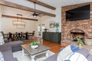 Interior - Waterfront Retreat Pool Firepit Theater Billiards Gazebo by River and Fire Pit Theater Room (Shenandoah)