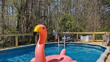 Een verwarmd zwembad