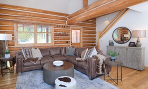 Smart TV, fireplace - Big Sky Vacation Rentals: PR Rosebud 2 (Big Sky)