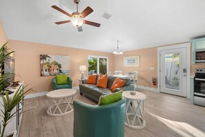 Smart TV, DVD player, books, stereo