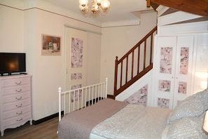 3 chambres, Wi-Fi, draps fournis