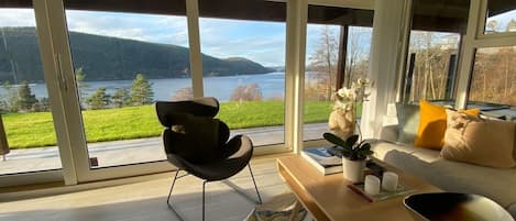 Cottage | Living room