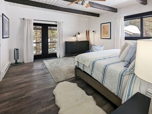 4 عدّة غرف نوم ومكواة/لوح كي وسرير سفر وواي فاي مجانًا