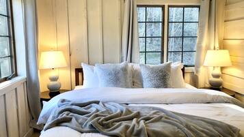 4 habitaciones, escritorio, tabla de planchar con plancha y wifi gratis