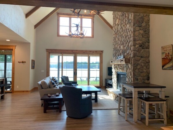 Smart TV, fireplace, video games