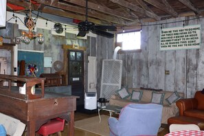 Books, music library, stereo