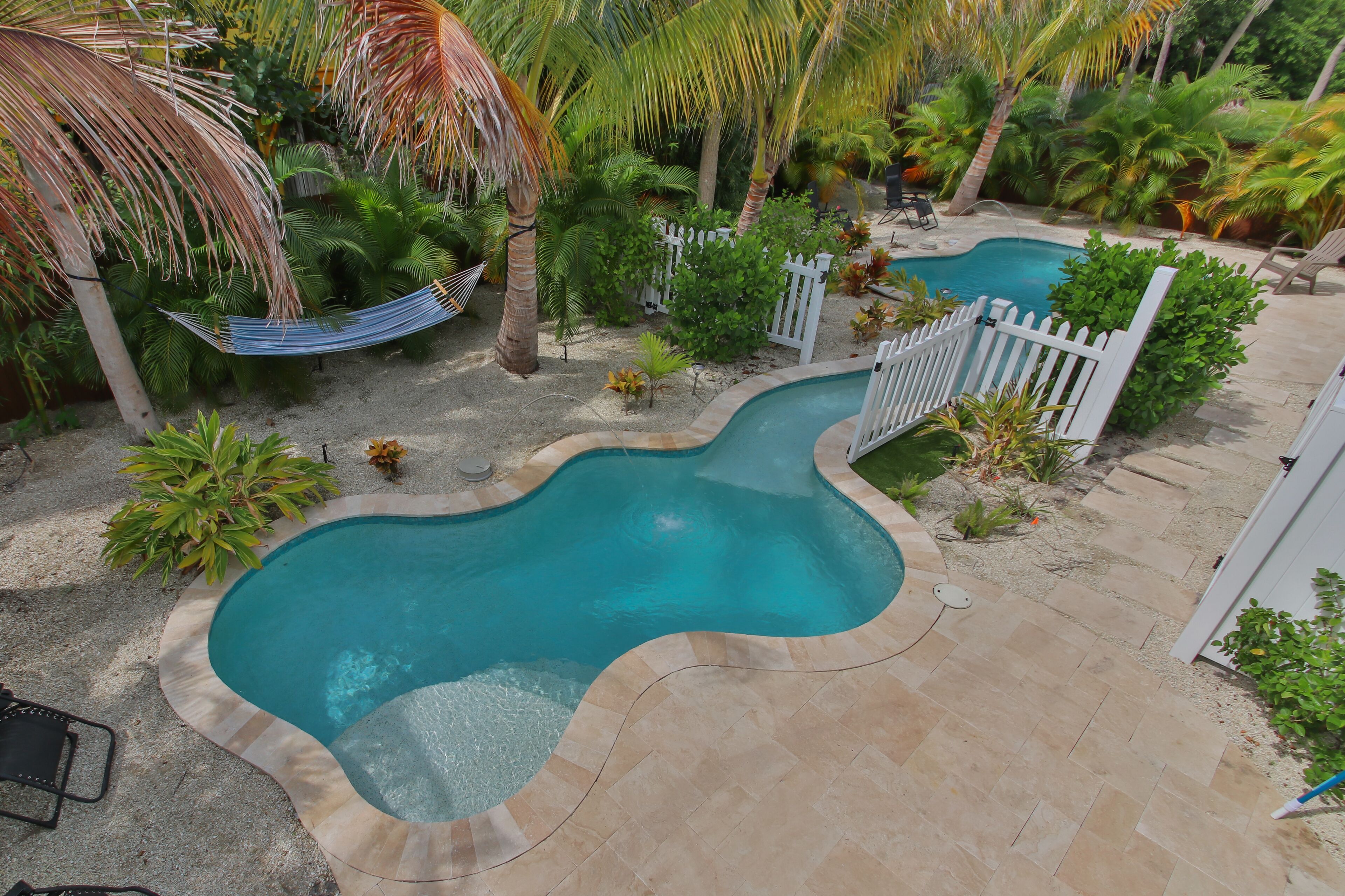 Cozy 'Day' Side Cottage with Heated Pool Pet Friendly No size restrictions 