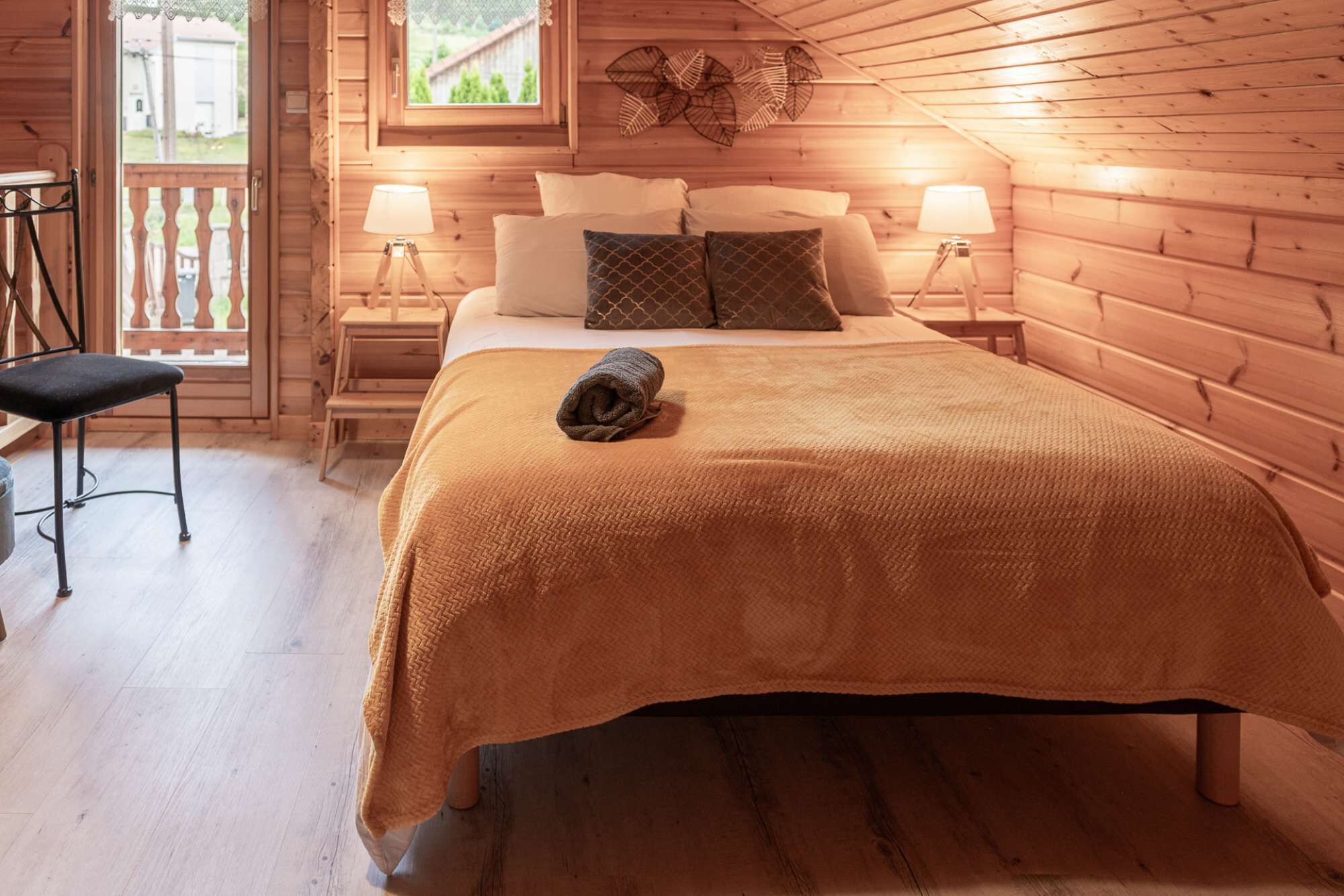 2 soverom, lydisolert og wi-fi