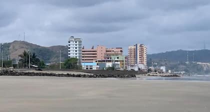 Spectacular Suite on the Malecón de Atacames