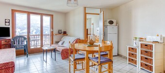 Les Fauvettes - appartement vue imprenable sur montagne