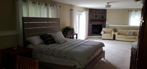 4 bedrooms, WiFi, bed sheets