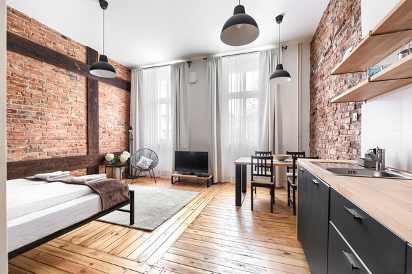 Design Studio Suite | Private kitchenette | Fridge, stovetop, dishwasher, coffee/tea maker
