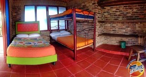 8 chambres, accès pour personnes à mobilité réduite